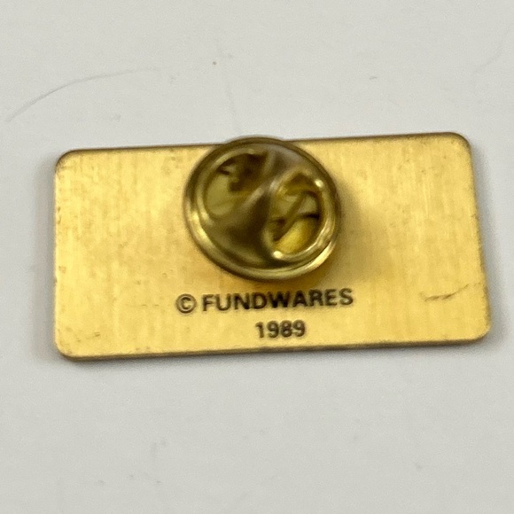 Vintage Education Teacher License Plate Pin - Picture 2 of 3